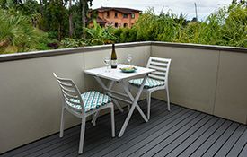 Paua Apartment private deck